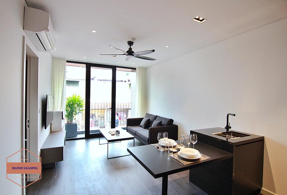 Modern one bedroom apartment for lease in To Ngoc Van, Tay Ho