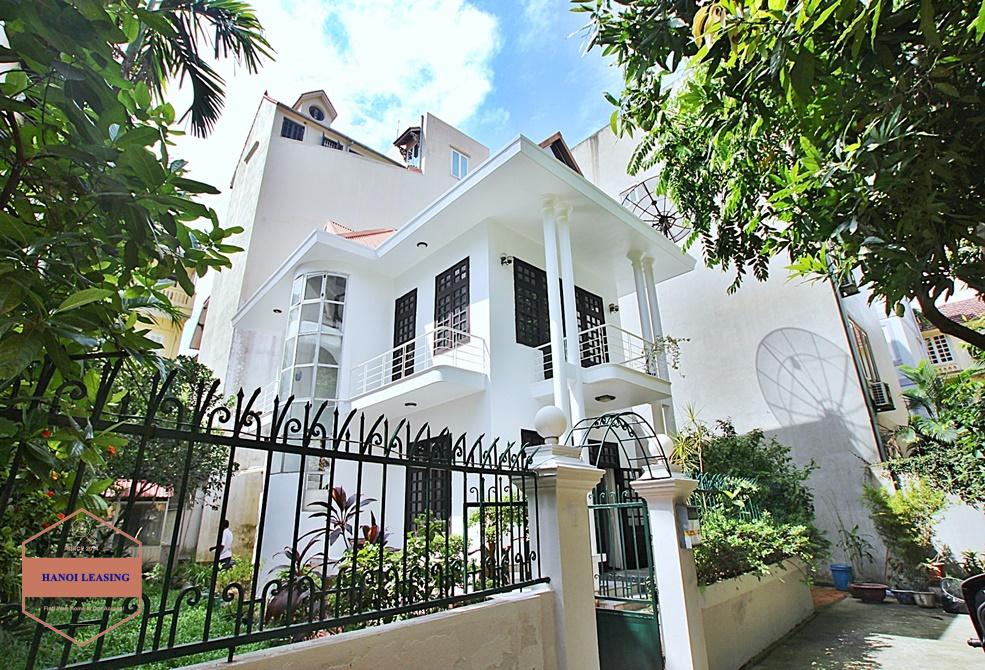 Garden house for rent in To Ngoc Van st, Tay Ho, Hanoi