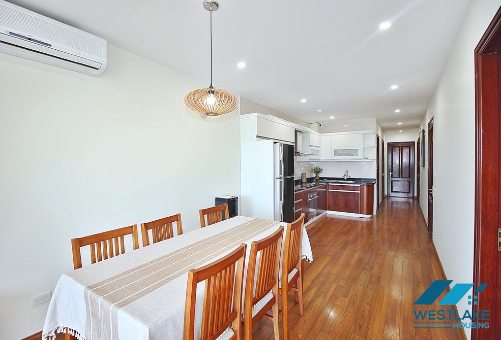 Căn Hộ 3 Phòng Ngủ Ban Công View Hồ  Đẹp Cho Thuê Tại Đường Quảng An, Tây Hồ