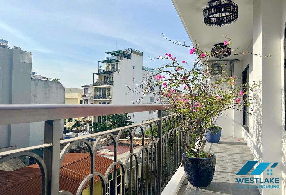 Căn hộ 3 phòng ngủ mới hoàn thiện cho thuê tại Trúc Bạch Ba Đình Hà Nội