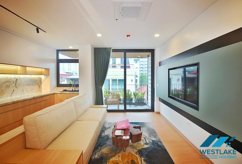 Cho Thuê Căn Hộ 2 Phòng Ngủ Mới Hoàn Toàn Tại Phố Xuân Diệu, Tây Hồ, Hà Nội