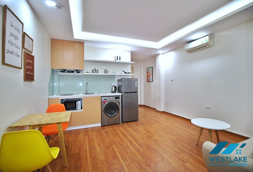 Căn Hộ 1 Phòng Ngủ Đầy Đủ Tiện Nghi Cho Thuê Tại  Xóm Chùa Dặng Thai Mai Tây Hồ, Hà Nội