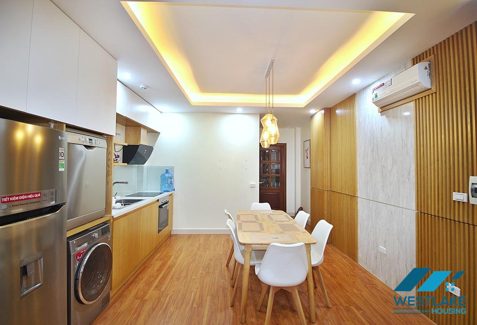 Căn Hộ Duplex Một Phòng Ngủ Rộng Thoáng, View Hồ Cho Thuê Tại Đặng Thai Mai, Tây Hồ, Hà Nội
