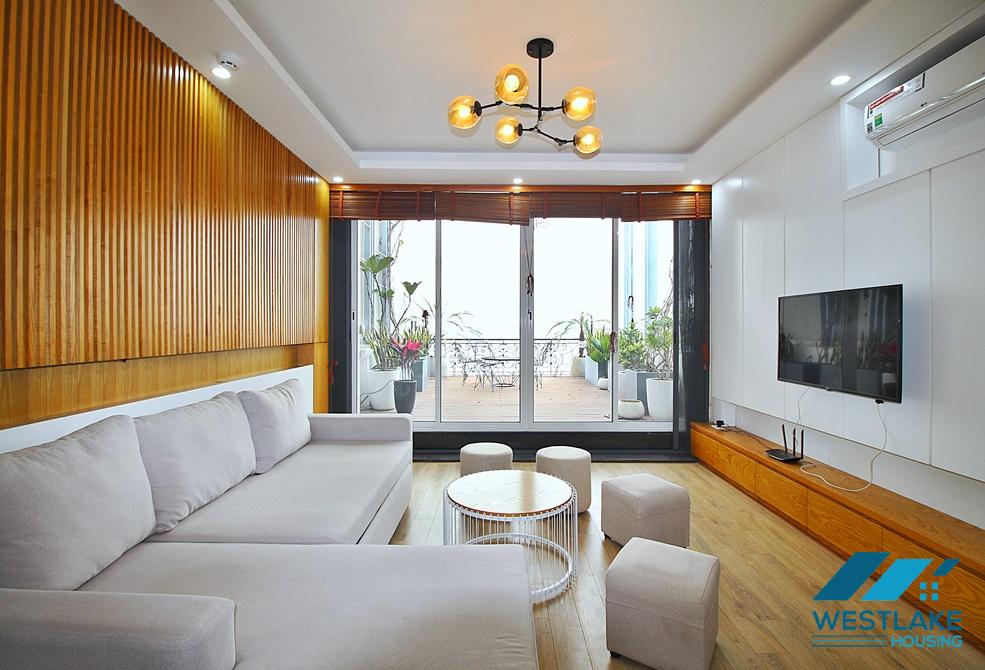 Căn Hộ Duplex Một Phòng Ngủ Rộng Thoáng, View Hồ Cho Thuê Tại Đặng Thai Mai, Tây Hồ, Hà Nội