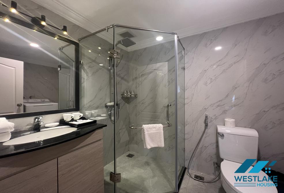 Lake view 2 beds apartment for rent in Truc Bach , Ba Dinh