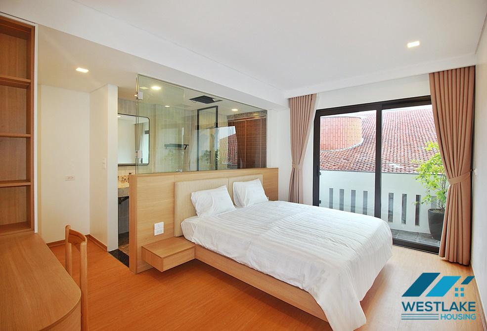 Cho Thuê Căn Hộ 2 Phòng Ngủ Mới Đẹp Hiện Đại, Sáng Thoáng Tại Phố Xuân Diệu, Tây Hồ, Hà Nội