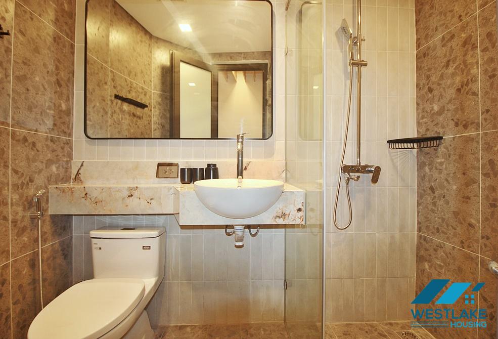 Cho Thuê Căn Hộ 2 Phòng Ngủ Mới Đẹp Hiện Đại, Sáng Thoáng Tại Phố Xuân Diệu, Tây Hồ, Hà Nội