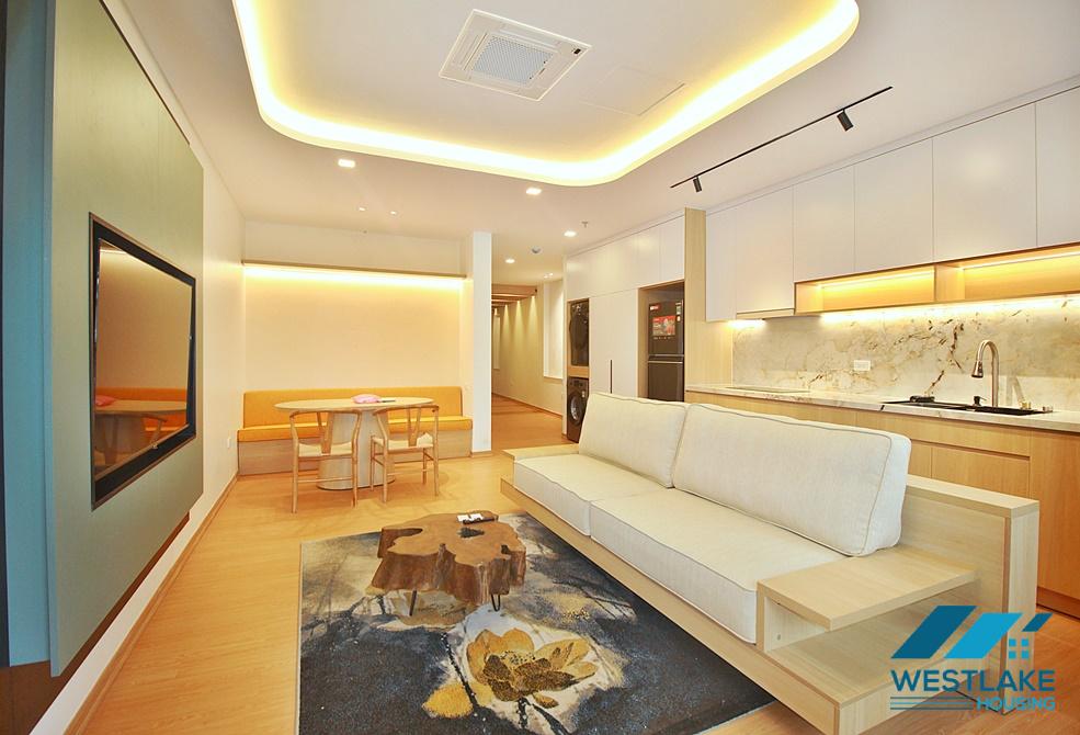 Cho Thuê Căn Hộ 2 Phòng Ngủ Mới Đẹp Hiện Đại, Sáng Thoáng Tại Phố Xuân Diệu, Tây Hồ, Hà Nội