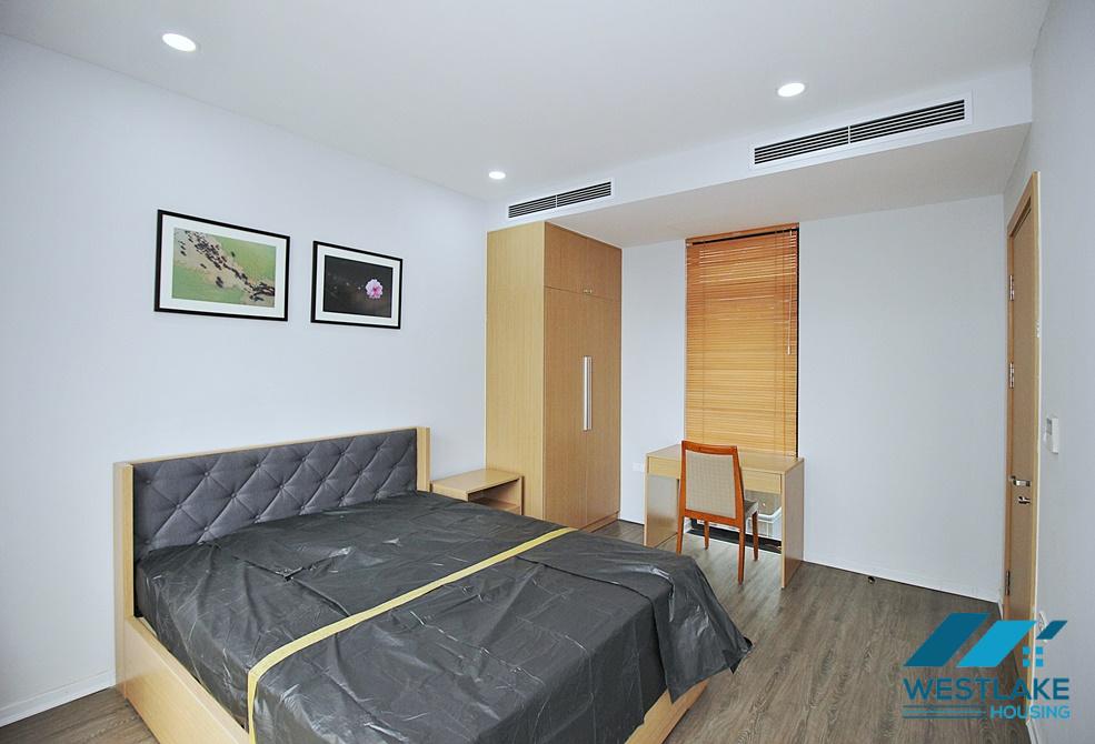 Cho Thuê Căn Hộ 2 Phòng Ngủ Hiện Đại, Sáng Thoáng Tại Khu Vực Tây Hồ, Hà Nội