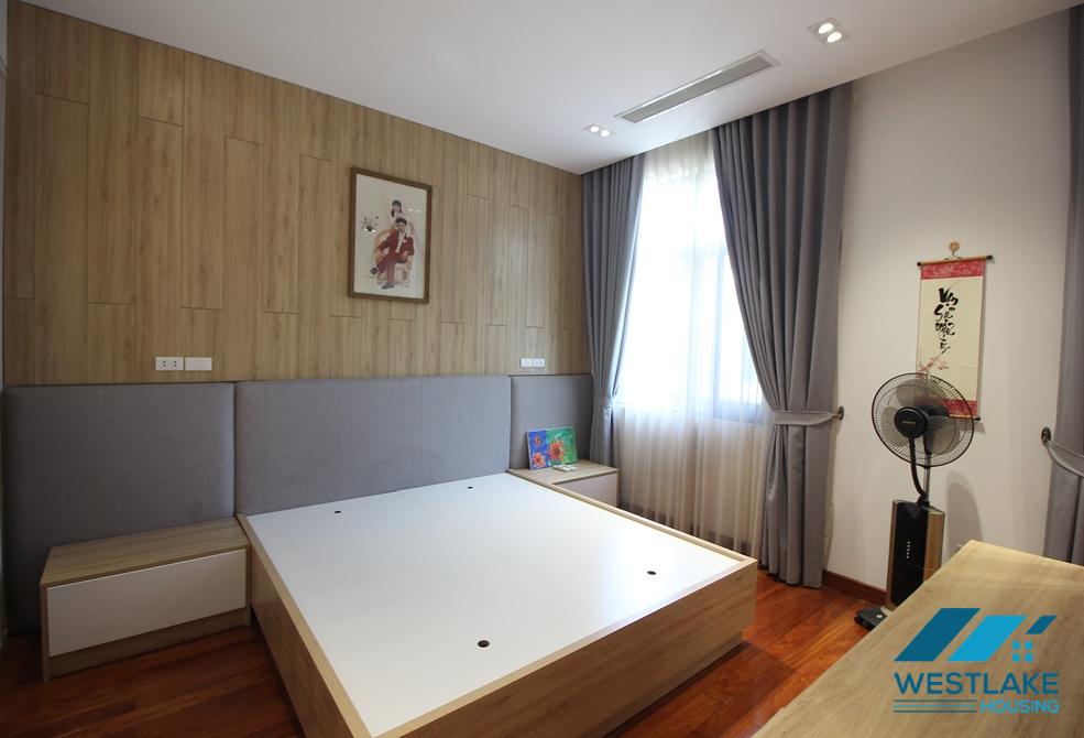 Cho thuê nhà riêng 4 phòng ngủ tại đường Nguyệt Quế Vinhome Harmony