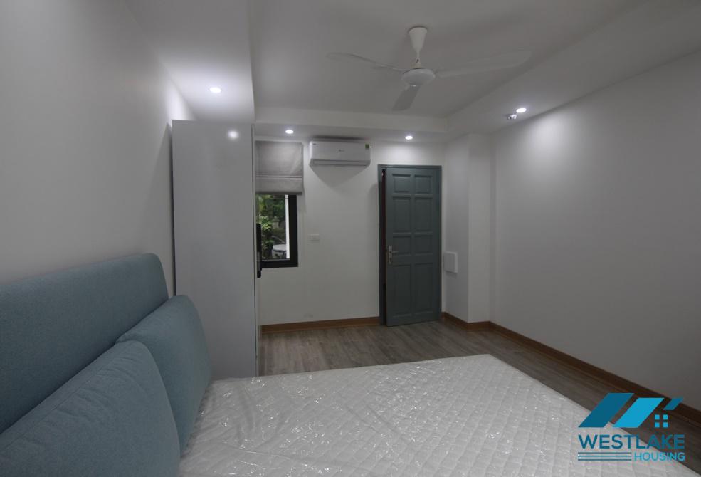 Nhà đầy đủ nội thất cho thuê tại khu đô thị Ciputra, Tây Hồ, Hà Nội