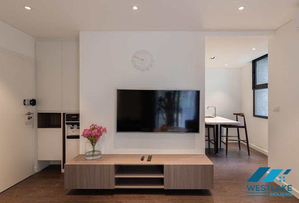 Modern one bedroom apartment for rent on To Ngoc Van Street, Tay Ho, Ha Noi