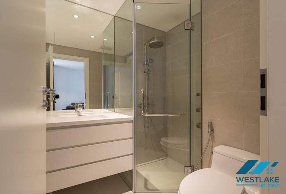 Modern one bedroom apartment for rent on To Ngoc Van Street, Tay Ho, Ha Noi