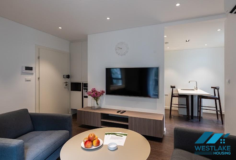 Modern one bedroom apartment for rent on To Ngoc Van Street, Tay Ho, Ha Noi