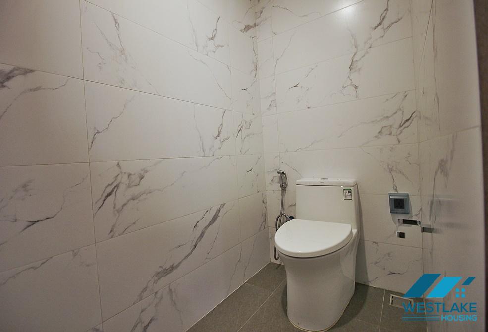 Cho Thuê Văn Phòng Mới Rộng Rãi View Hồ Tại  Phố Từ Hoa Tây Hồ, Hà Nội