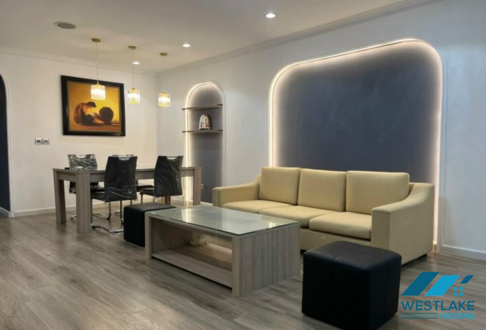 Căn hộ ba phòng ngủ theo phong cách châu Âu mới được cải tạo