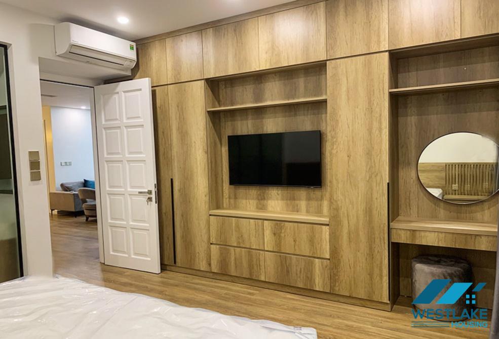 Căn hộ mới cải tạo với nội thất đẹp cho thuê tại khu đô thị E ciputra