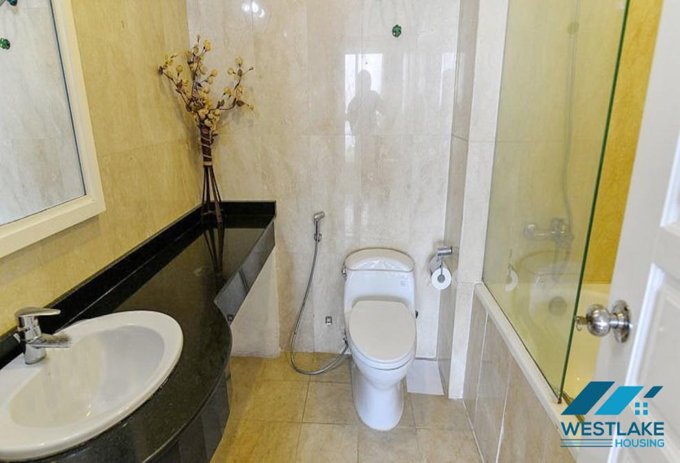 Cho thuê căn hộ 4 phòng ngủ rộng rãi và sang trọng tại tòa nhà Ciputra P