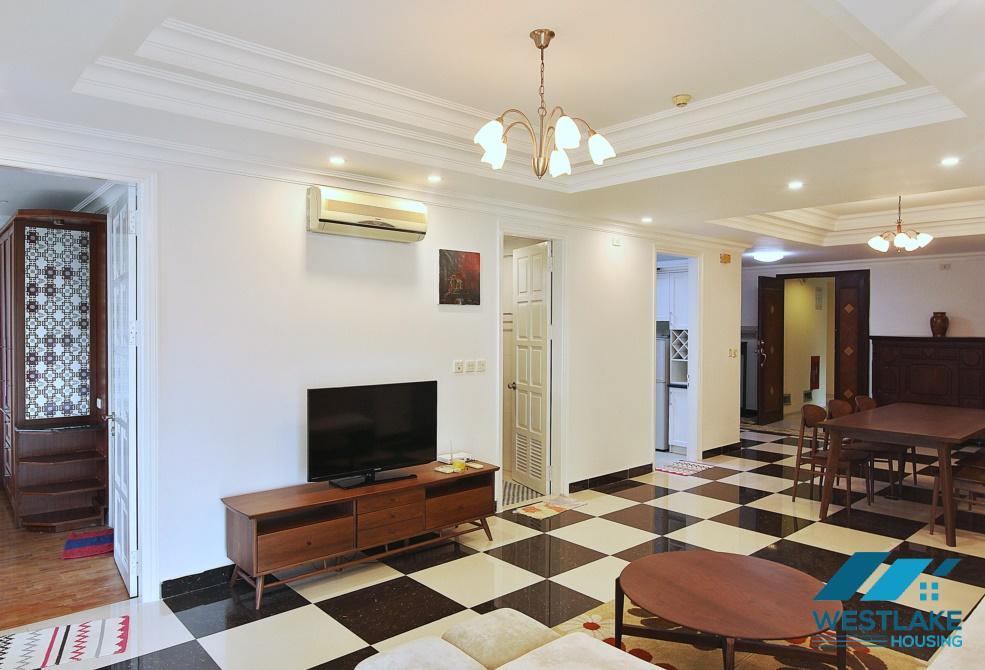 Cho thuê căn hộ 3 phòng ngủ giá rẻ, đầy đủ nội thất tại Ciputra Complex