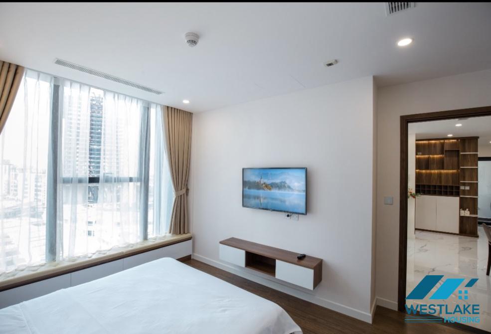 Căn hộ 3 phòng ngủ sang trọng cho thuê tại Sunshine City gần Ciputra