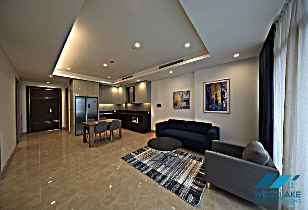 Cho thuê căn hộ 2 phòng ngủ chất lượng cao tại tòa nhà Sun Grand, Thụy Khuê