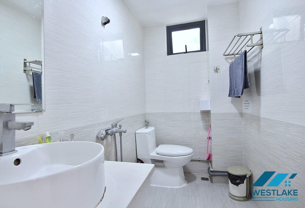 Bright studio for rent in Lac Long Quan st, Tay Ho, Ha Noi