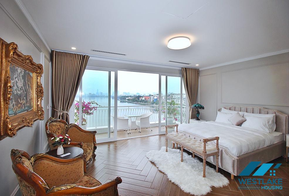 Lake view and luxurious 4 beds apartment for rent in Xuan Dieu st, Tay Ho