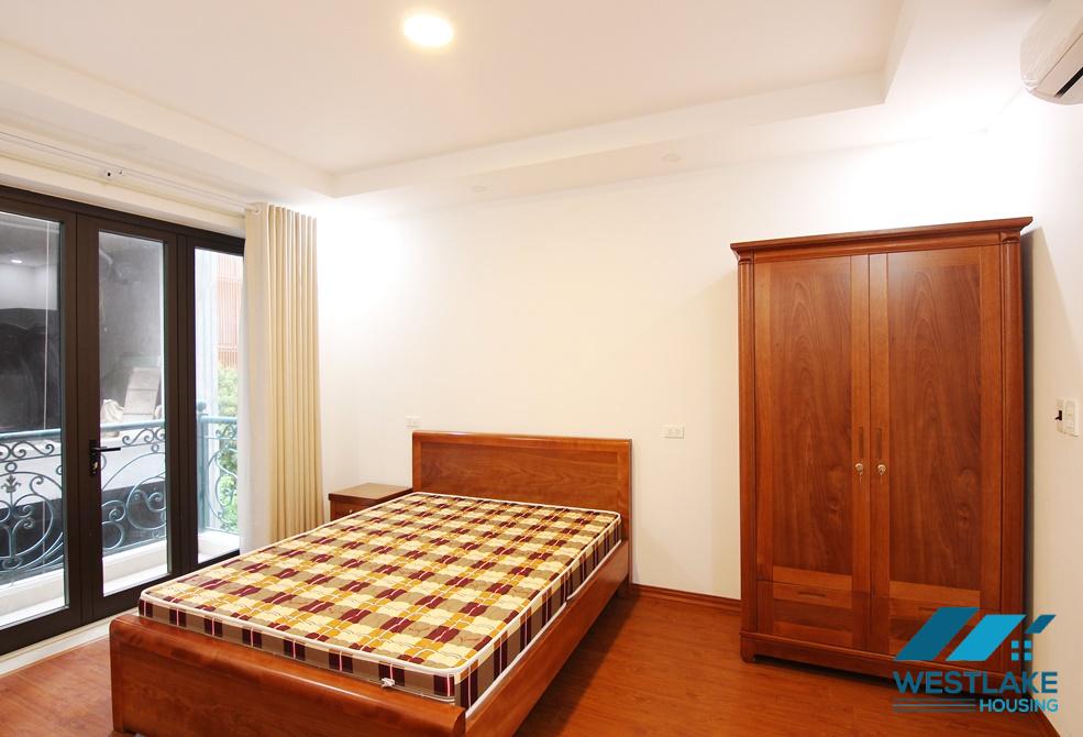 A Brandnew 01 bedroom apartment for rent in Tu Hoa st, Tay Ho district, Ha Noi