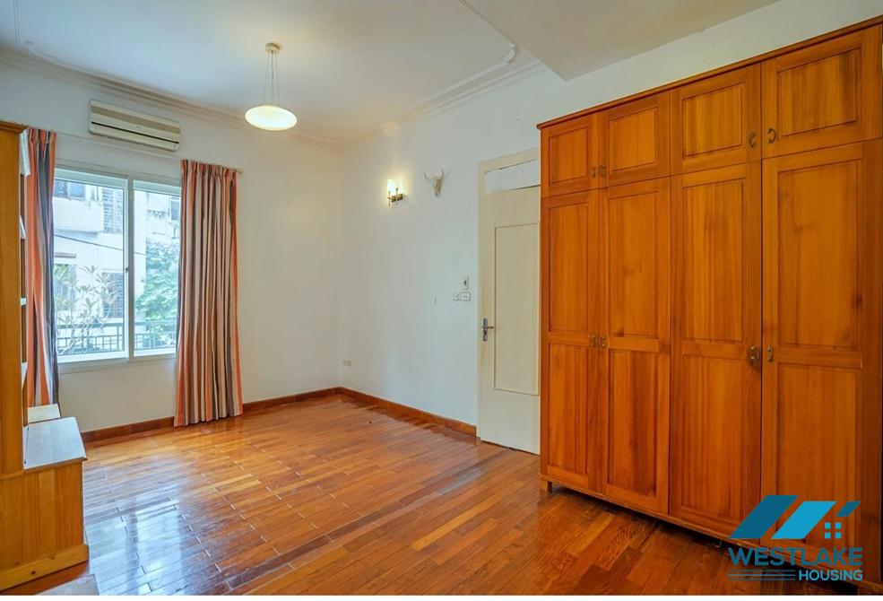 Nice house with outside swiming pool for rent in Tay Ho, Ha Noi