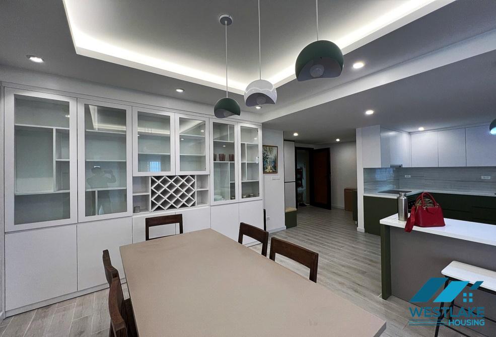 Căn hộ 04 phòng ngủ mới cải tạo và đầy đủ nội thất cho thuê tại Ciputra, Tây Hồ, Hà Nội