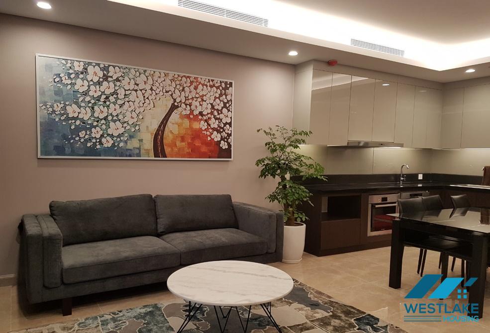 Cho thuê căn hộ 2 phòng ngủ mới đẹp tại Thụy Khuê