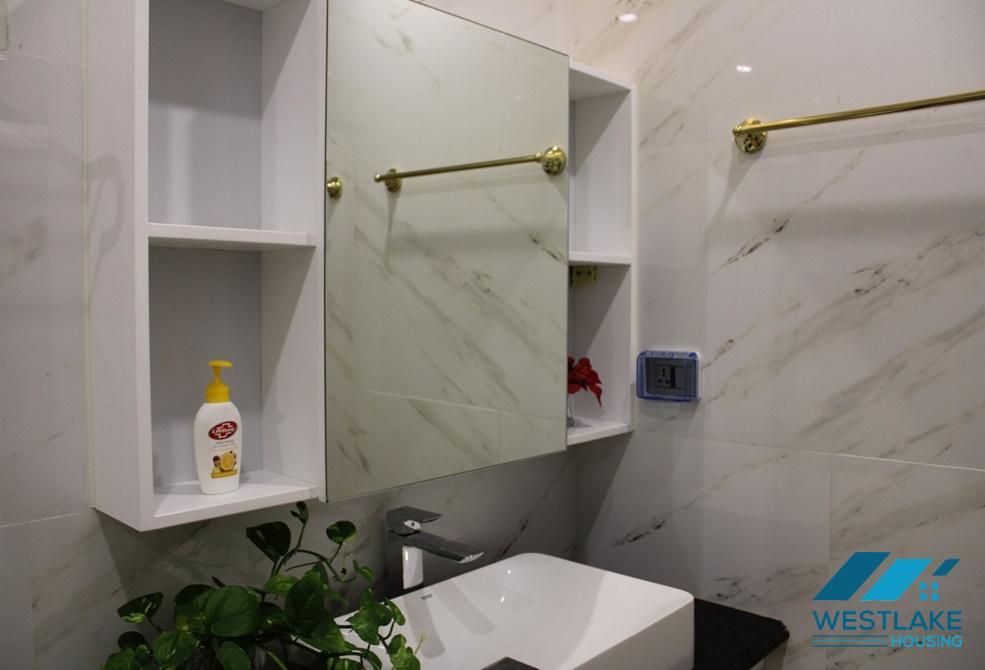 Căn hộ 1 phòng ngủ nội thất ấm cúng cho thuê  tại Sun Grand, Thụy Khuê.