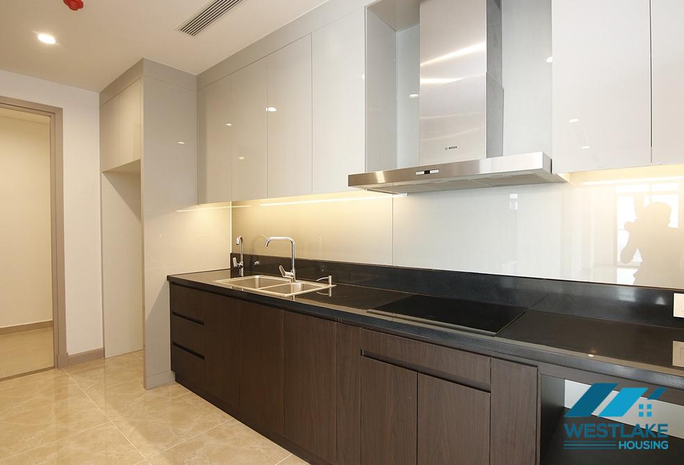 Căn hộ nội thát cơ bản cho thuê tại Sun Grand City Thụy Khuê.