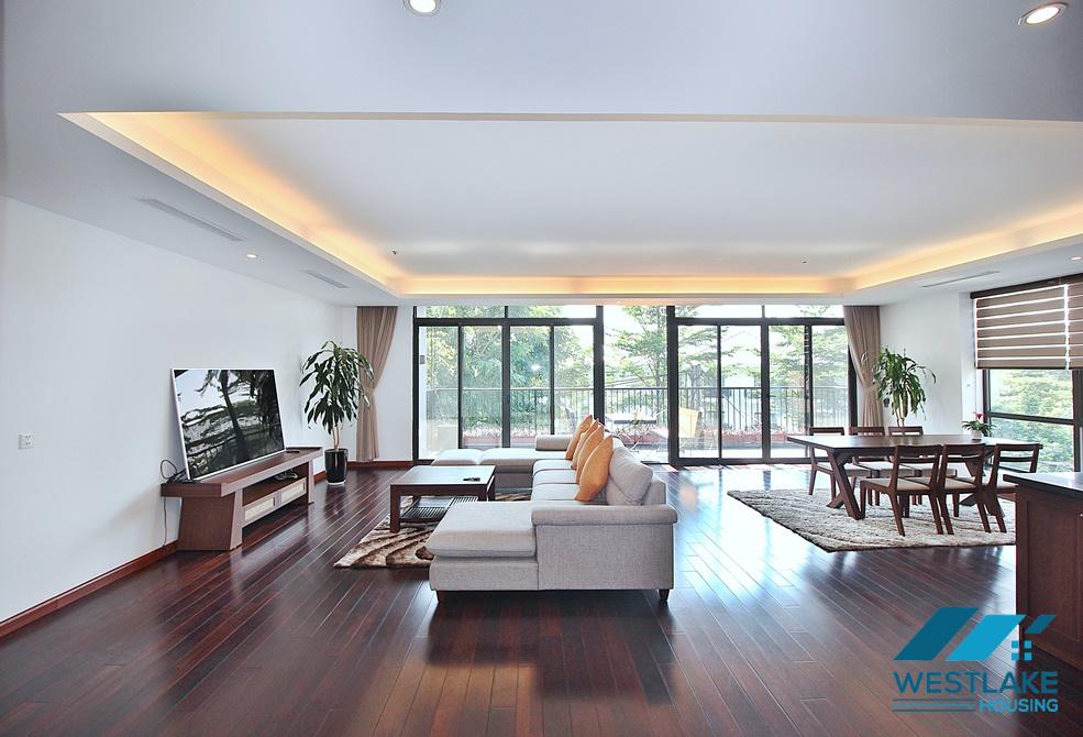 Cho Thuê Căn Hộ 4 Phòng Ngủ Hiện Đại, Ban Công Rộng View Hồ Ở Phố Từ Hoa, Tây Hồ