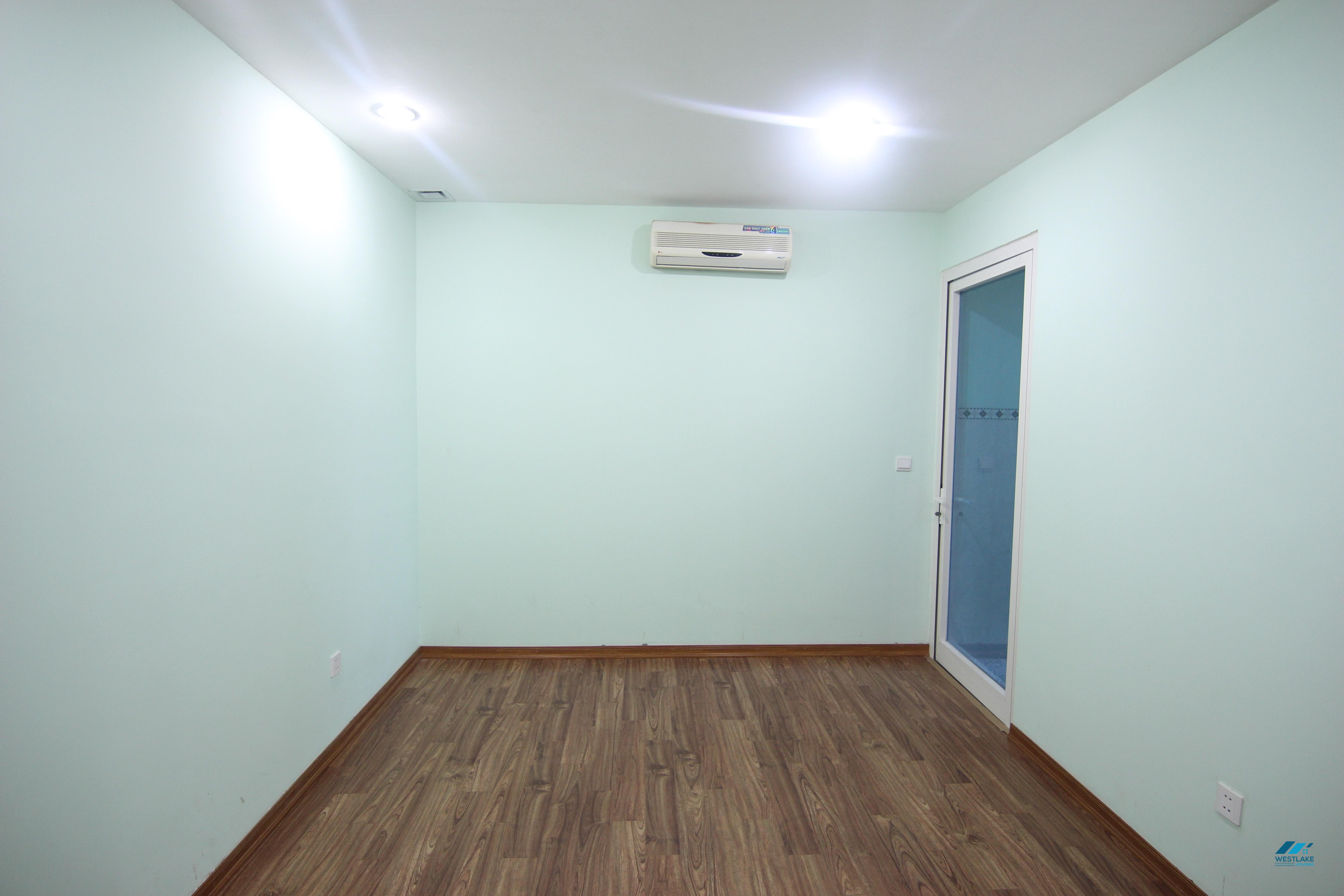 Spacious apartment with 3 bedrooms for rent in Ha Dong , Ha Noi