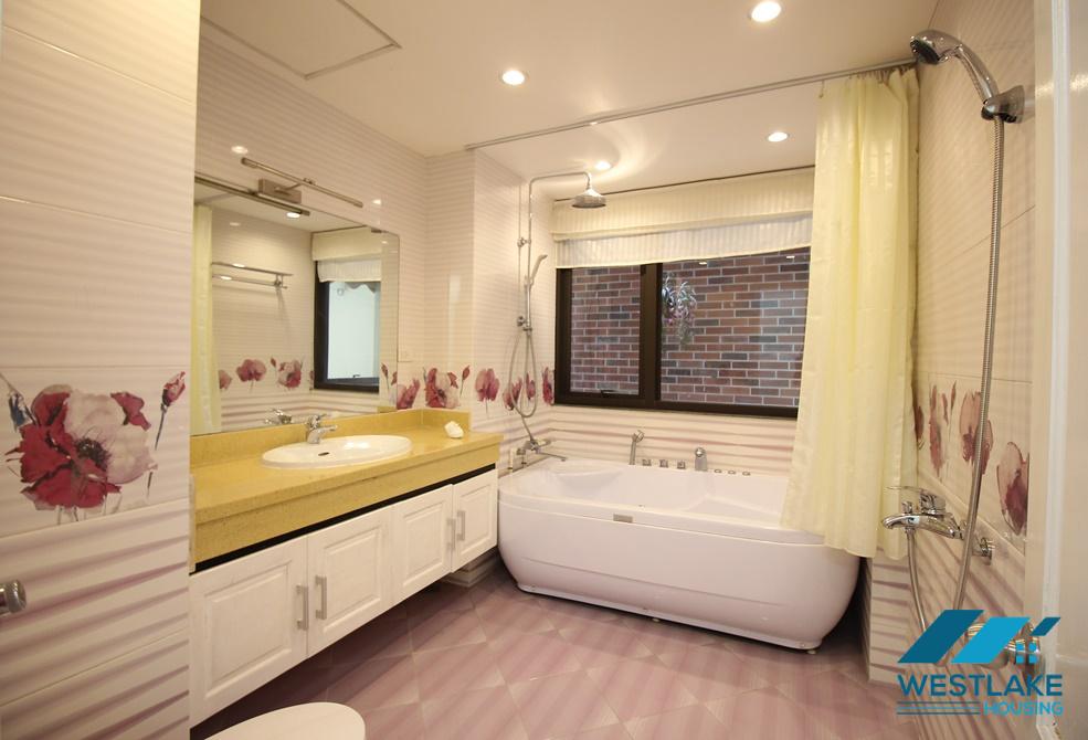 A modern 2 bedroom apartment lakeside for rent in Tay ho