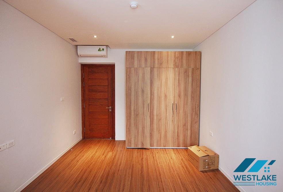 Beautiful 02 bedroom apartment with large balcony for rent in Tay Ho, Ha Noi