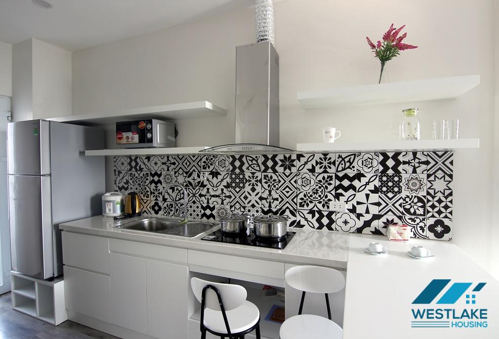 A cozy studio with lake view in Vu mien for rent