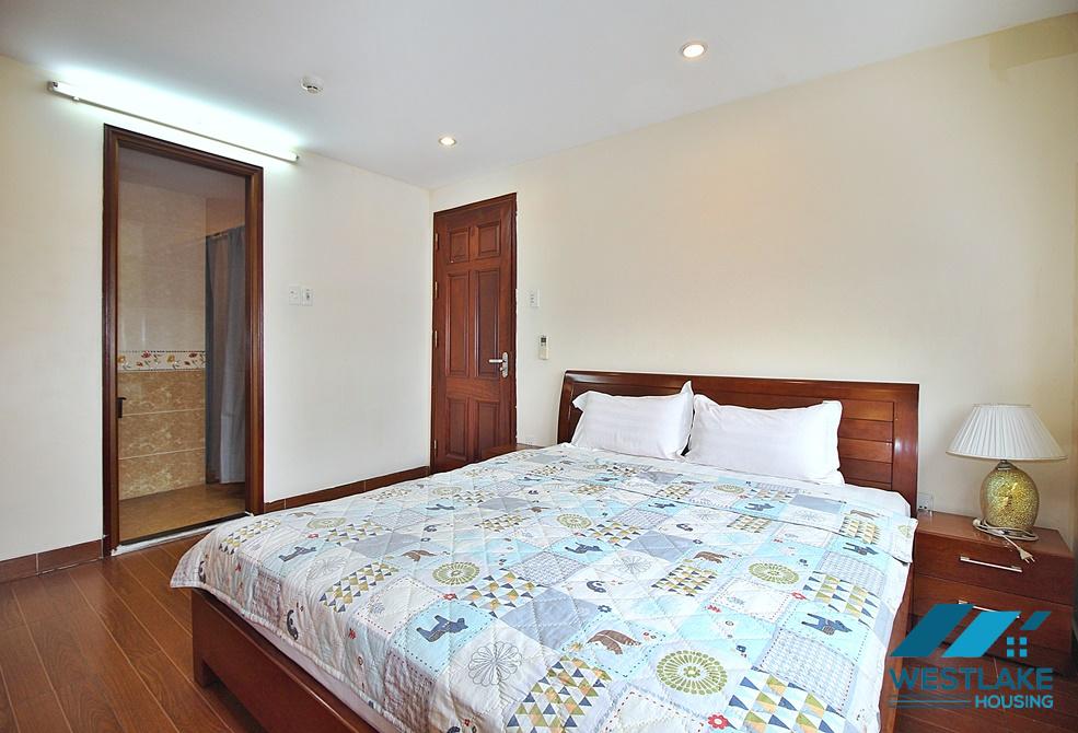 Căn Hộ 3 Phòng Ngủ Ban Công Rộng Đẹp, Thoáng View Hồ Cho Thuê Tại  Xuân Diệu, Tây Hồ