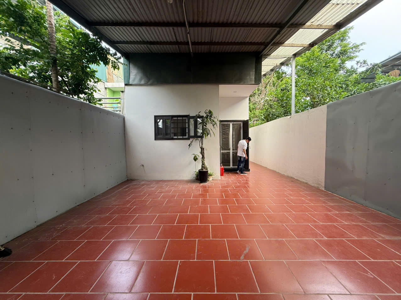 A beautifull house for rent in Dang Thai Mai st, Tay Ho district