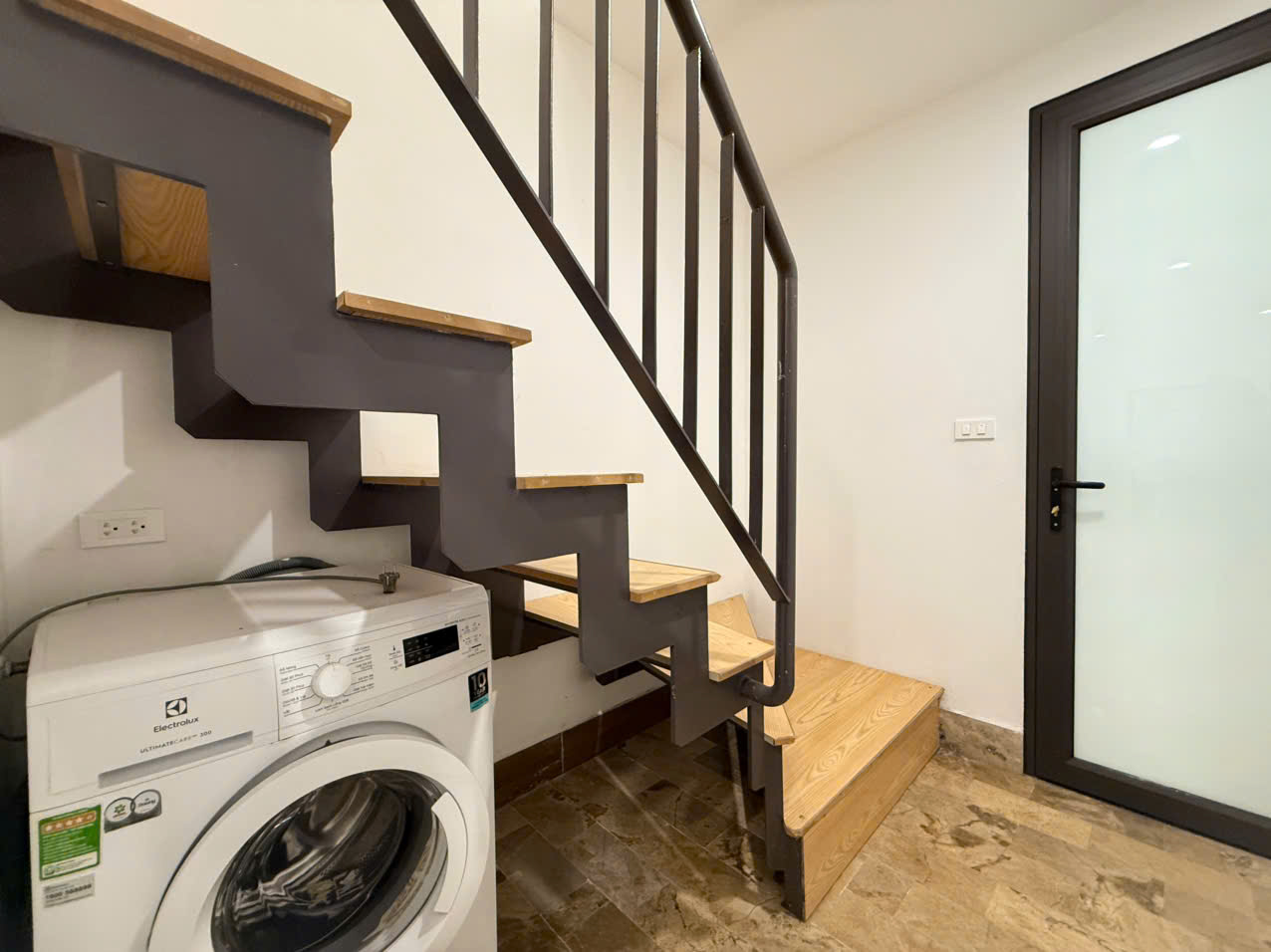 A beautifull house for rent in Dang Thai Mai st, Tay Ho district