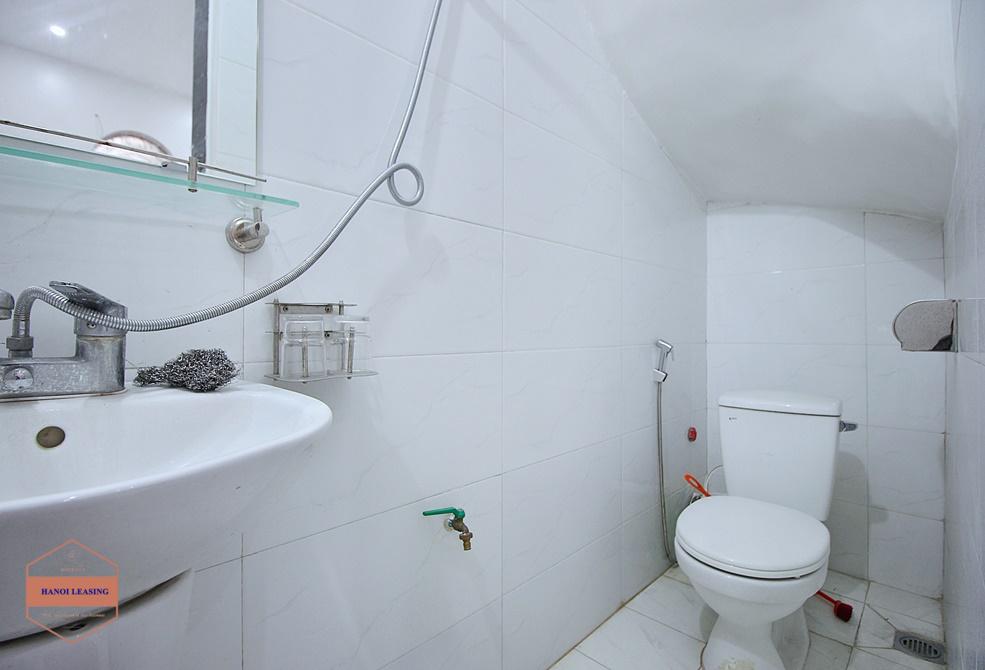 Lovely - Small house in Au Co st for rent