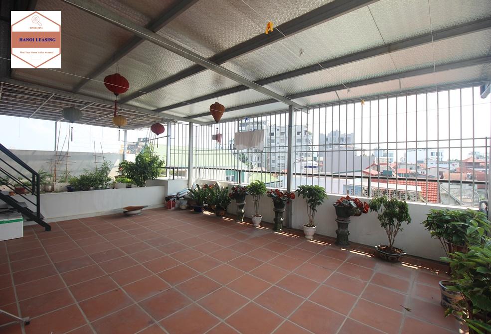 Amazing two bedrooms apartment with mordern equipment for rent in Tay Ho area