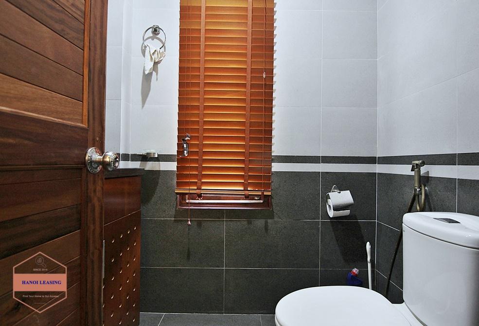 A gorgeous newly renovated villa for rent in Tay Ho, Ha Noi