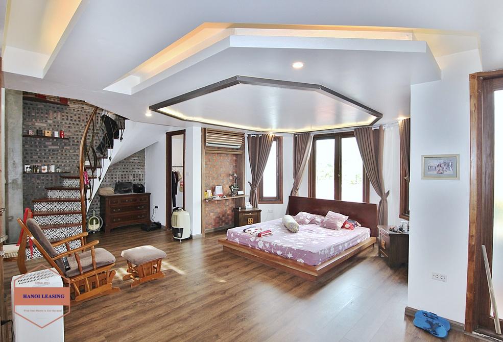 A gorgeous newly renovated villa for rent in Tay Ho, Ha Noi