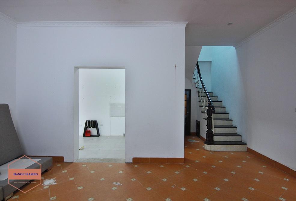 Spacious 4 bedrooms house with big balcony for rent in To Ngoc Van street