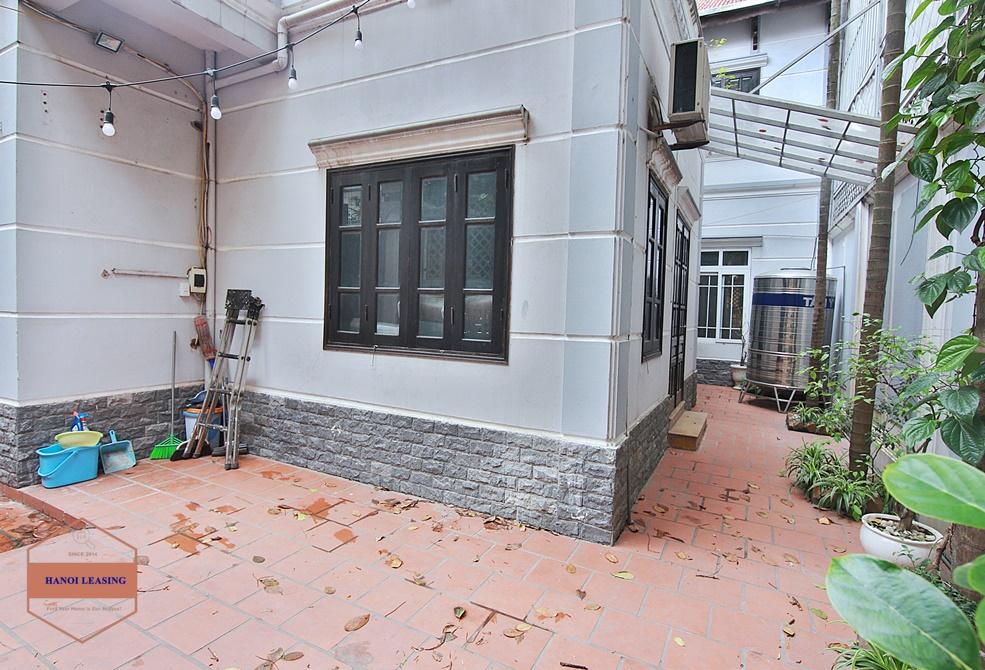 Spacious 4 bedrooms house with big balcony for rent in To Ngoc Van street