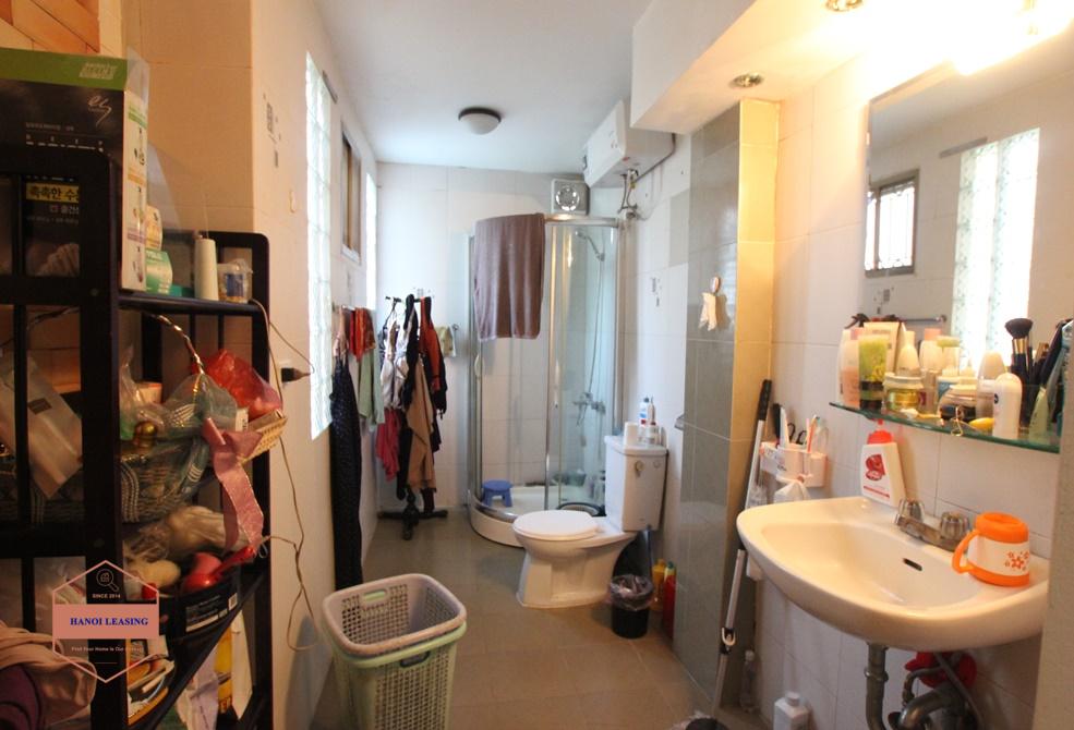 Beautiful house for rent with 4 floors in Tay Ho streest, Tay Ho district, Ha Noi