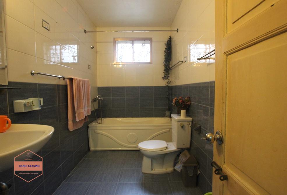 Beautiful house for rent with 4 floors in Tay Ho streest, Tay Ho district, Ha Noi