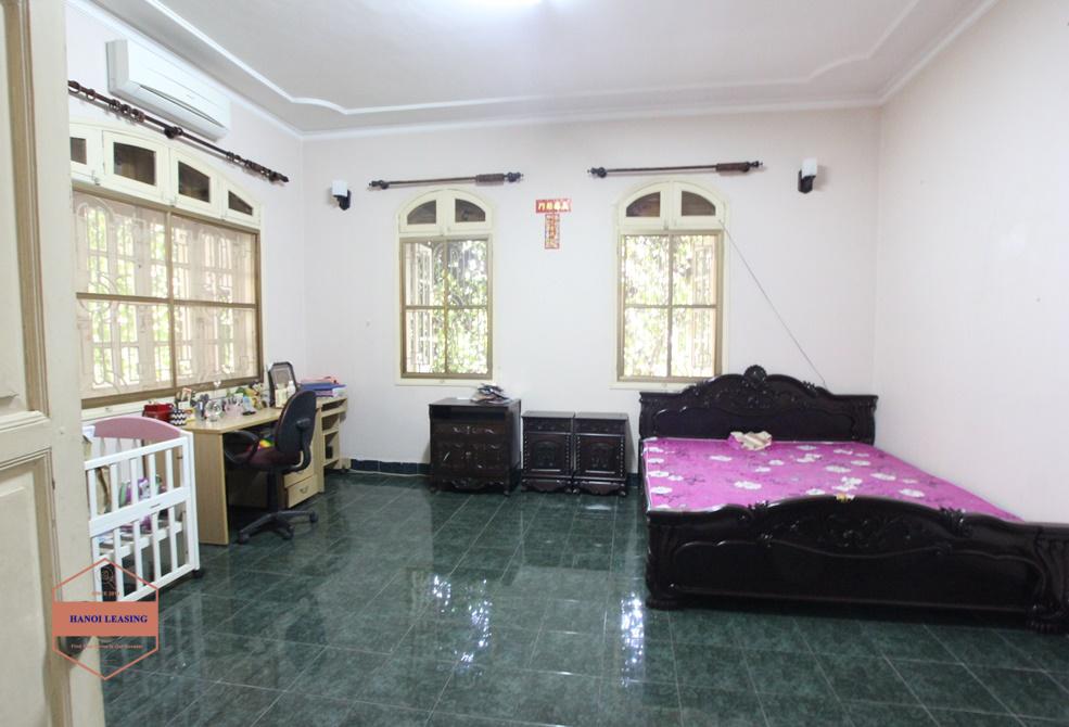 Beautiful house for rent with 4 floors in Tay Ho streest, Tay Ho district, Ha Noi